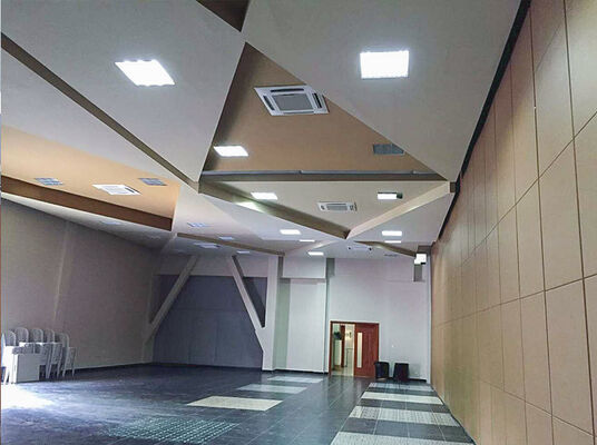 Хорошая цена. Portable Soundproof Movable Partition Wall with Dupont POM Rollers and Top and Bottom Jack Lifting онлайн