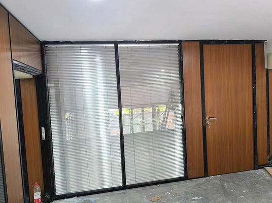 Хорошая цена. Customized Acoustic Glass Partition Wall with Stainless Steel 304# Accessories and EPDM Sealant Rubber for Laboratory Settings онлайн