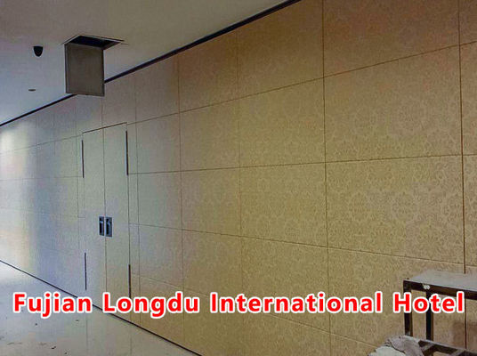 Хорошая цена. Операционная система перегородки с рейтингом STC 42-56dB и алюминиевой рамкой 6061-T6 с 304 роликом из нержавеющей стали онлайн