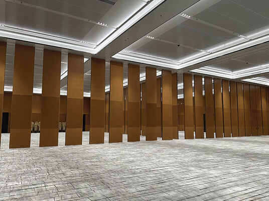 Хорошая цена. Customizable Soundproof Exhibition Partition Walls with 304 Stainless Steel Rollers and 6061-T6 Profiles онлайн